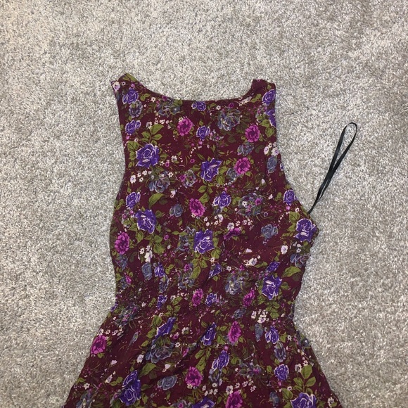 Forever 21 Maroon & Purple Floral Blouse size S - Picture 9 of 10